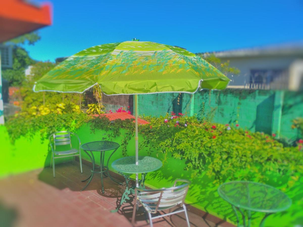 Hotel Oasis San Salvador Eksteriør billede
