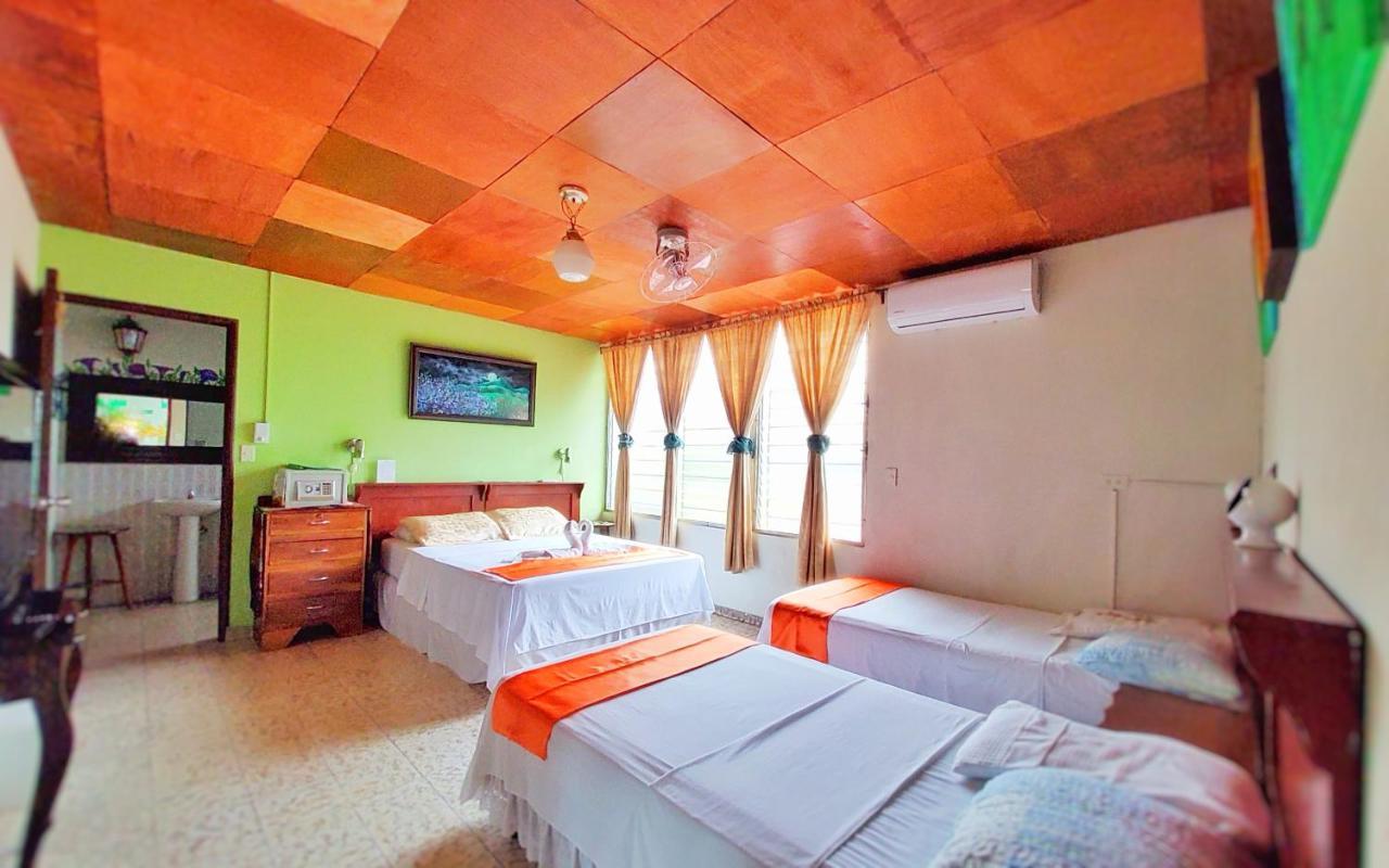 Hotel Oasis San Salvador Eksteriør billede