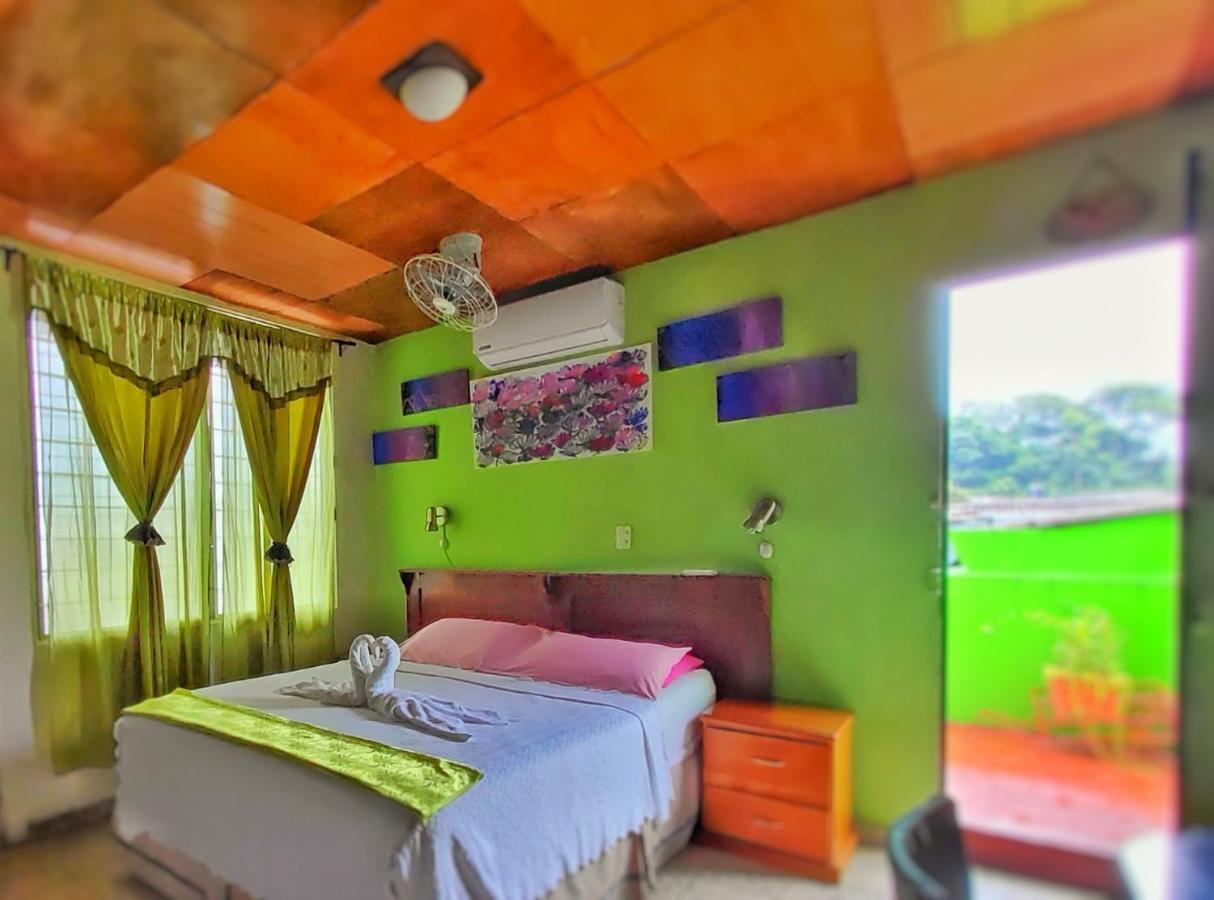 Hotel Oasis San Salvador Eksteriør billede