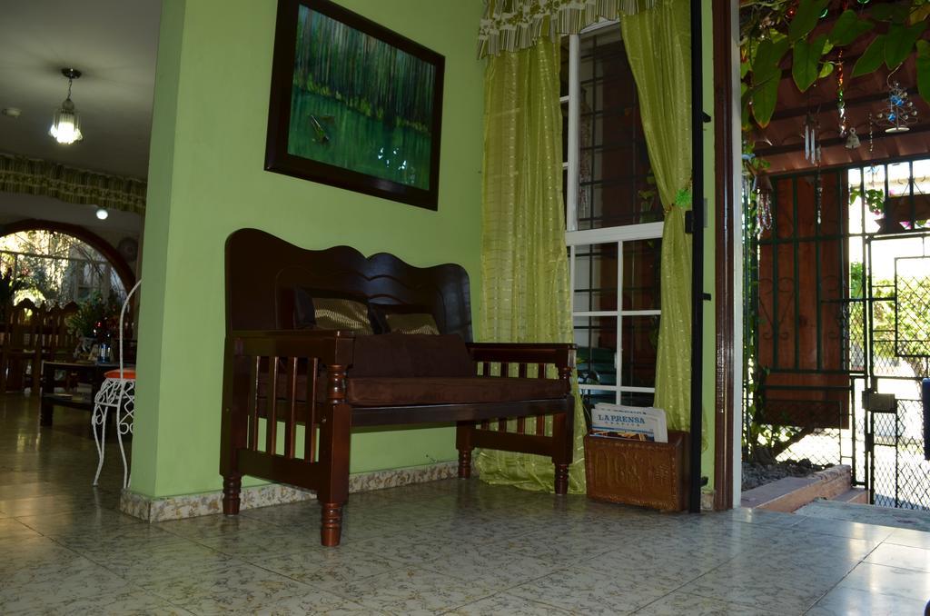 Hotel Oasis San Salvador Eksteriør billede