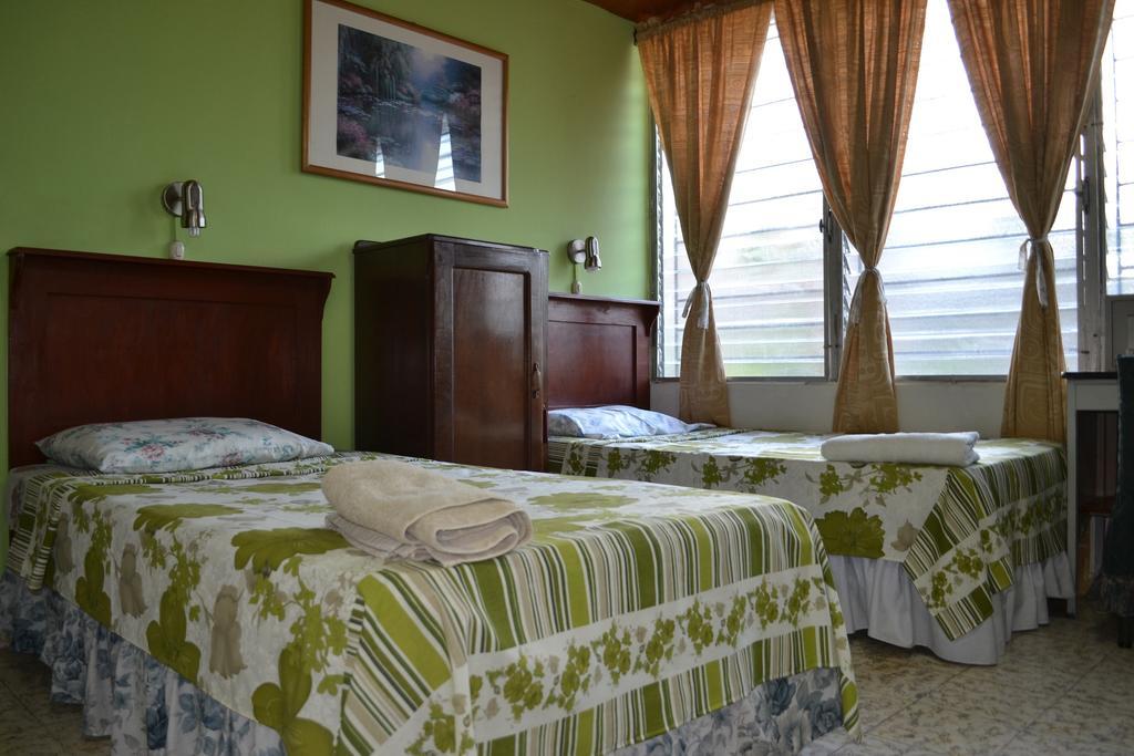 Hotel Oasis San Salvador Værelse billede