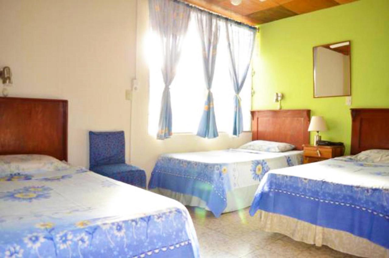 Hotel Oasis San Salvador Eksteriør billede